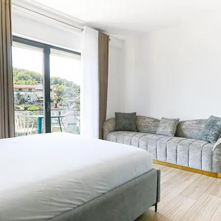 Superb Apartment *